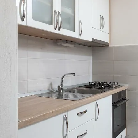 Turtle Gardens Apartamento Makarska