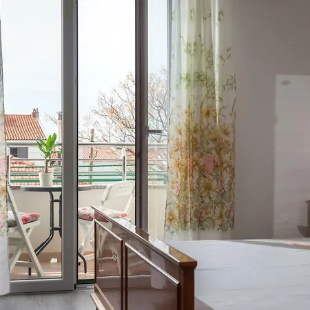 Turtle Gardens Apartamento Makarska