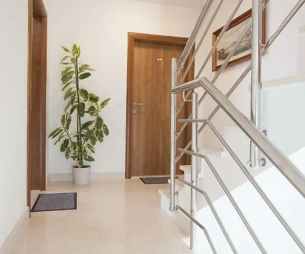 Turtle Gardens Apartmán