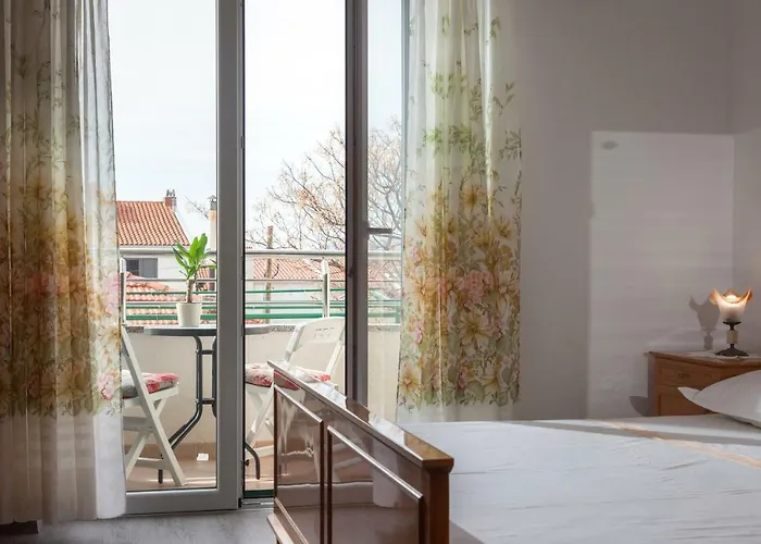 Turtle Gardens Appartement Makarska