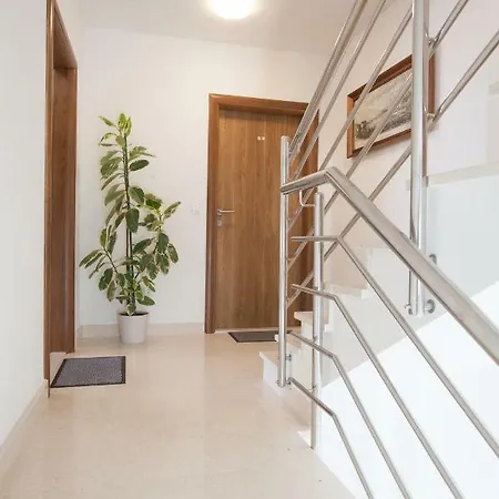 Turtle Gardens Apartmán